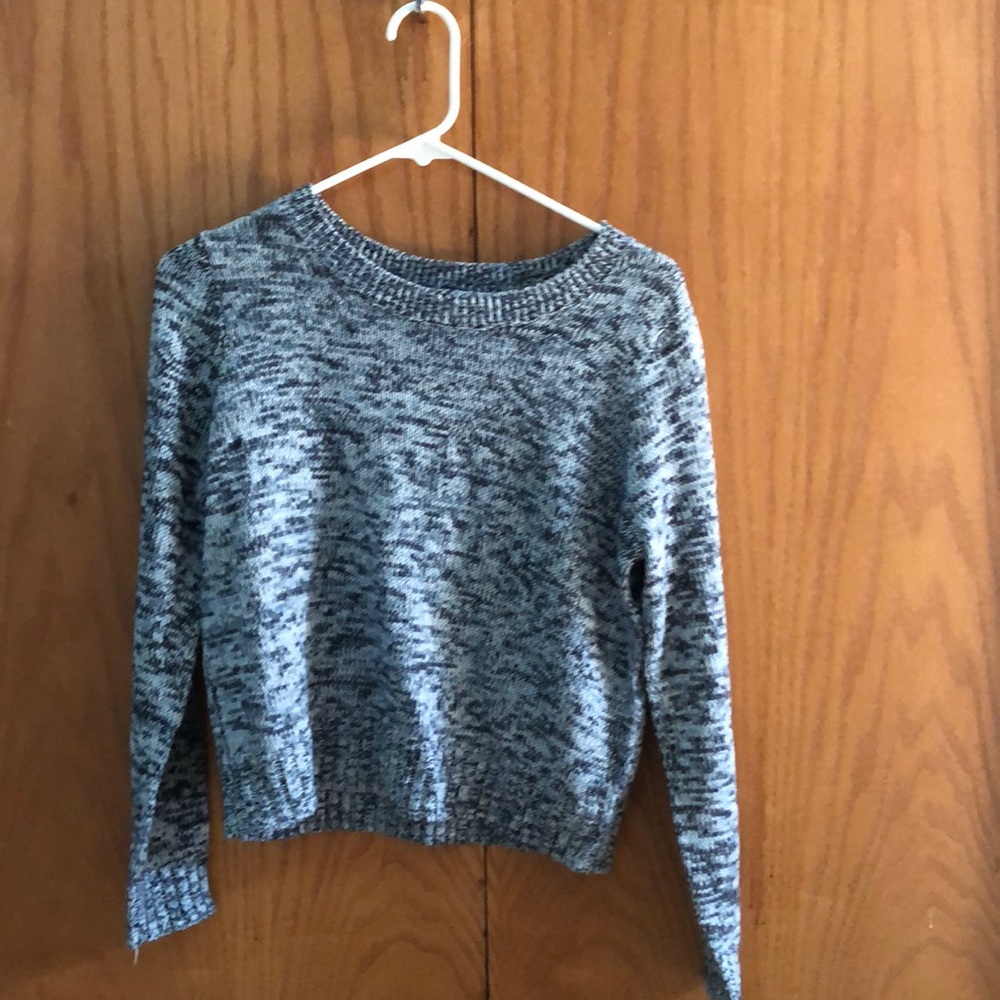 H&M crewneck sweater
